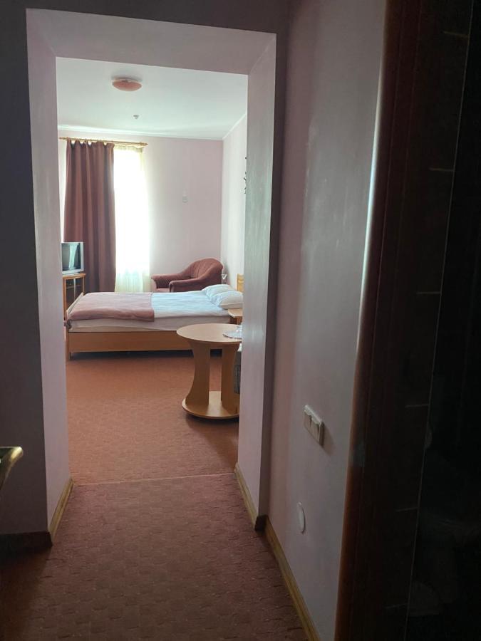 Olimp Soup&Bed Hotel Ivano-Frankovo Eksteriør billede