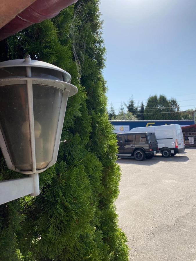 Olimp Soup&Bed Hotel Ivano-Frankovo Eksteriør billede