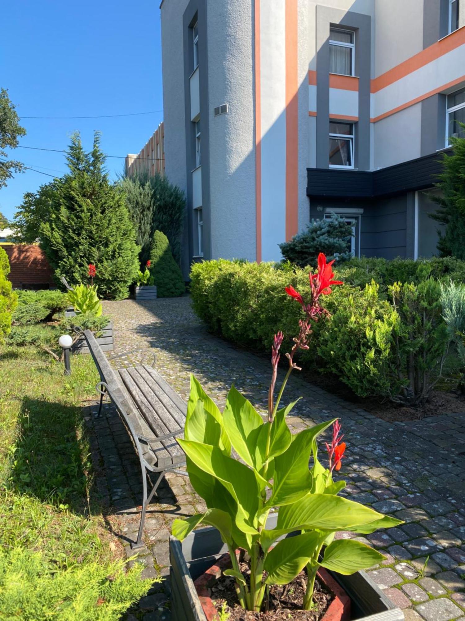 Olimp Soup&Bed Hotel Ivano-Frankovo Eksteriør billede