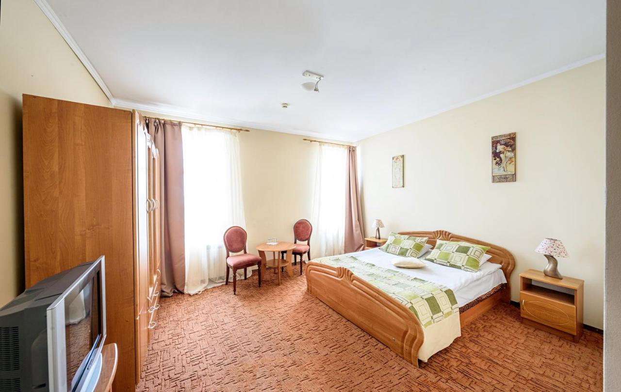 Olimp Soup&Bed Hotel Ivano-Frankovo Eksteriør billede